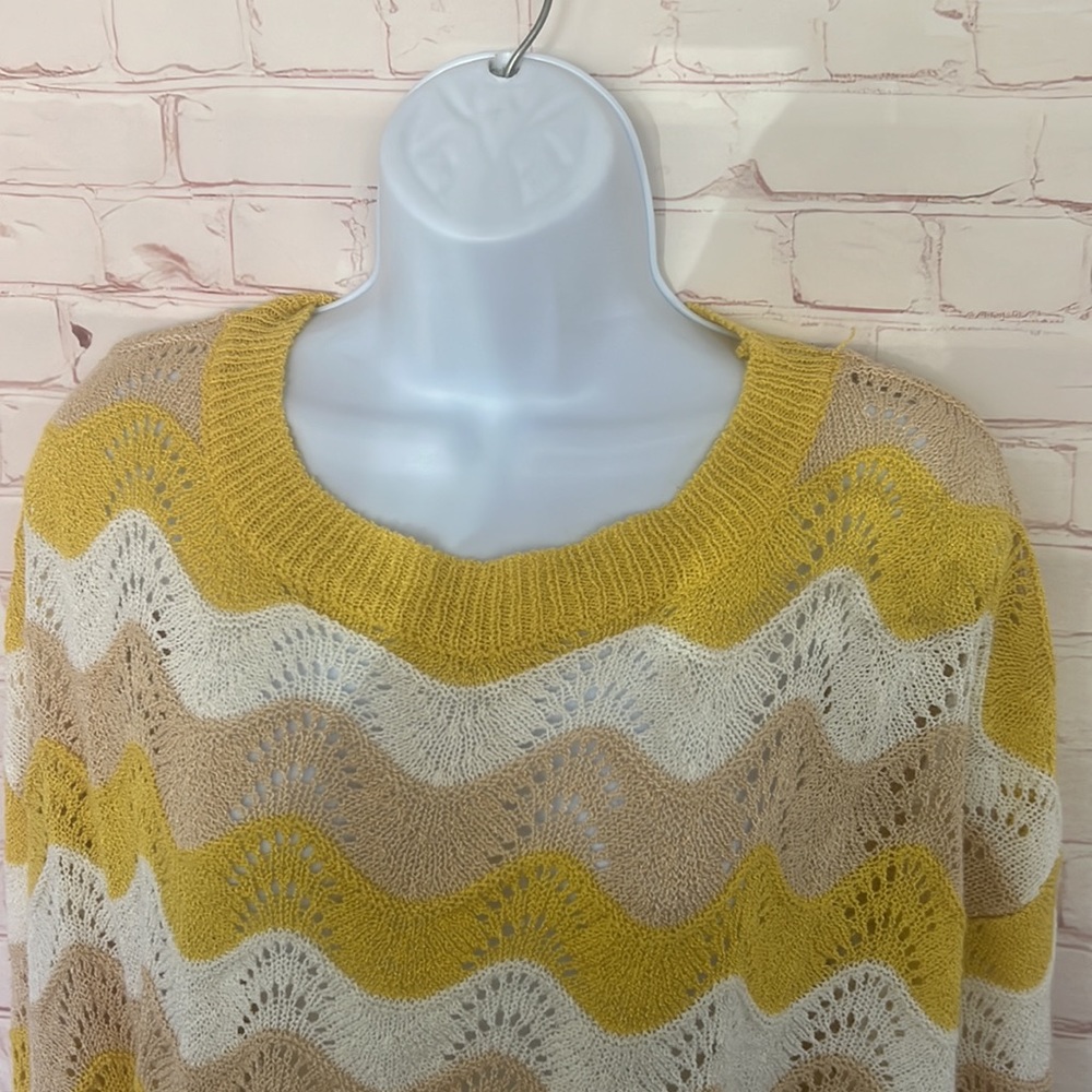 ENTRO Crochet multi colored sweater size small oversized fit - Picture 5 of 9